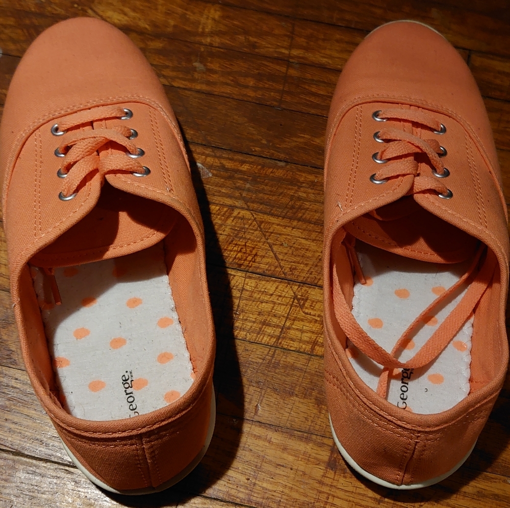 Women's George size 9 pink shoes.